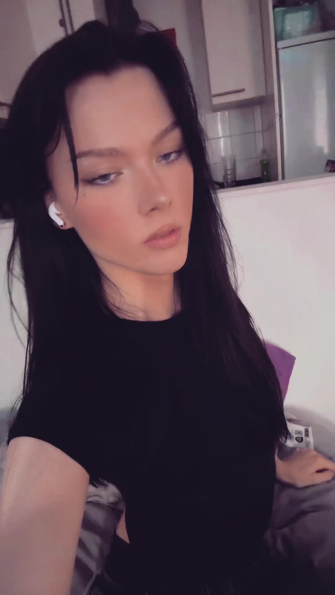 @Nikitakanervala