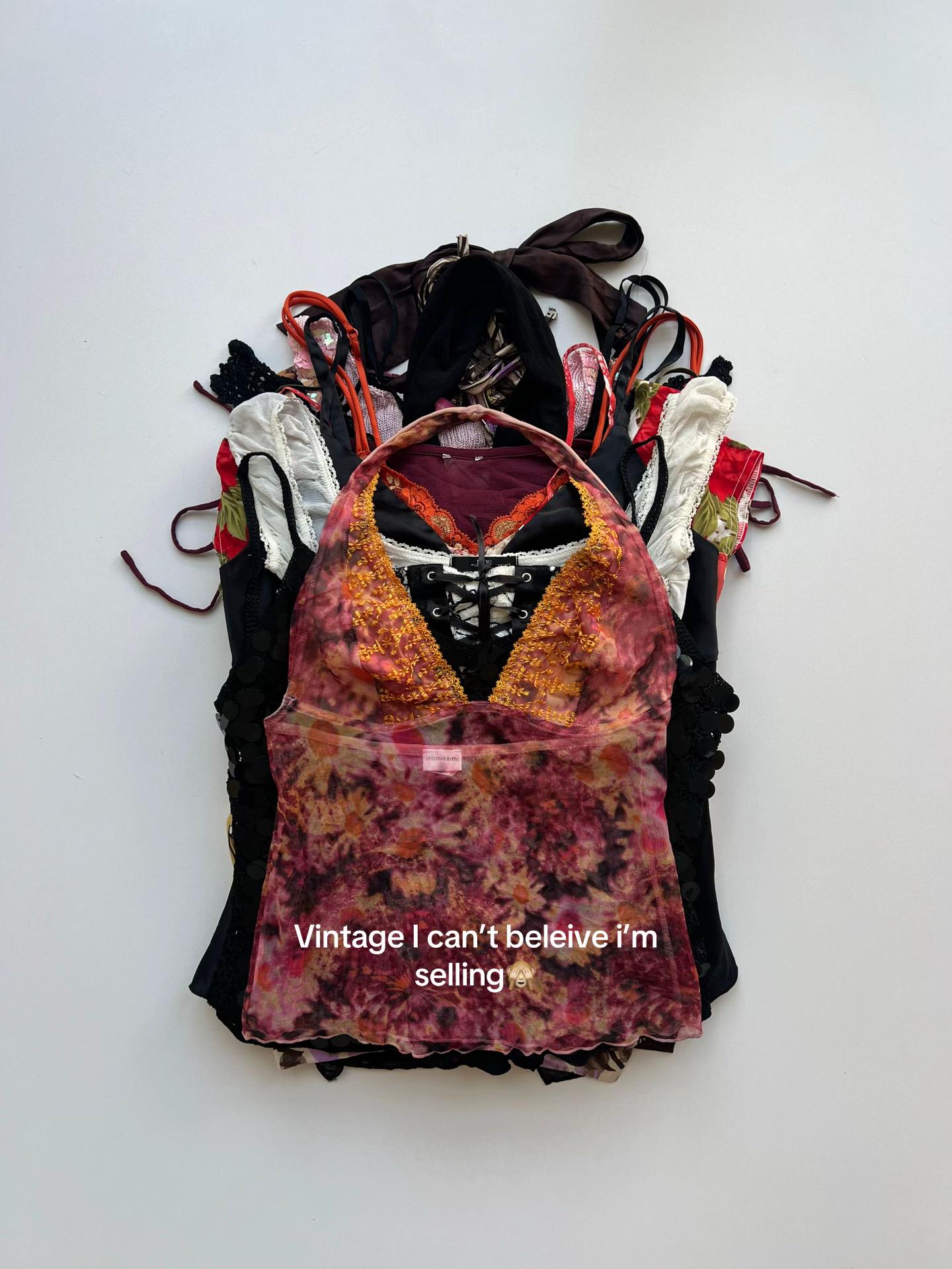 @Kitty Love Vintage