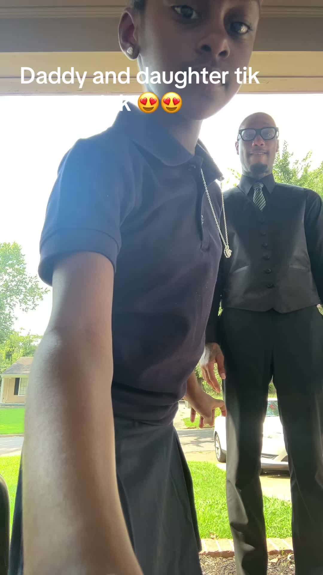 @theejamesneil