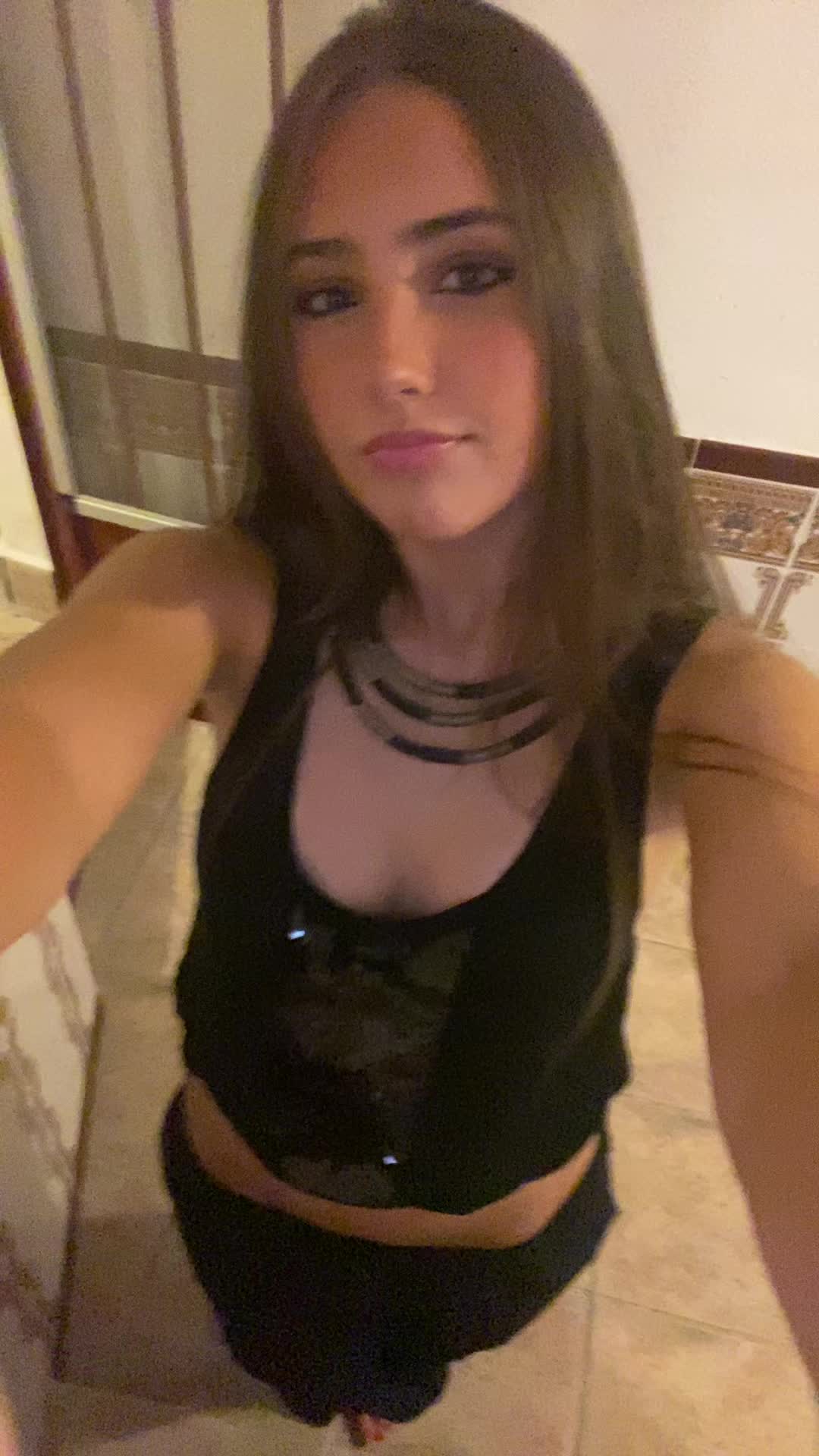 @aina arenas