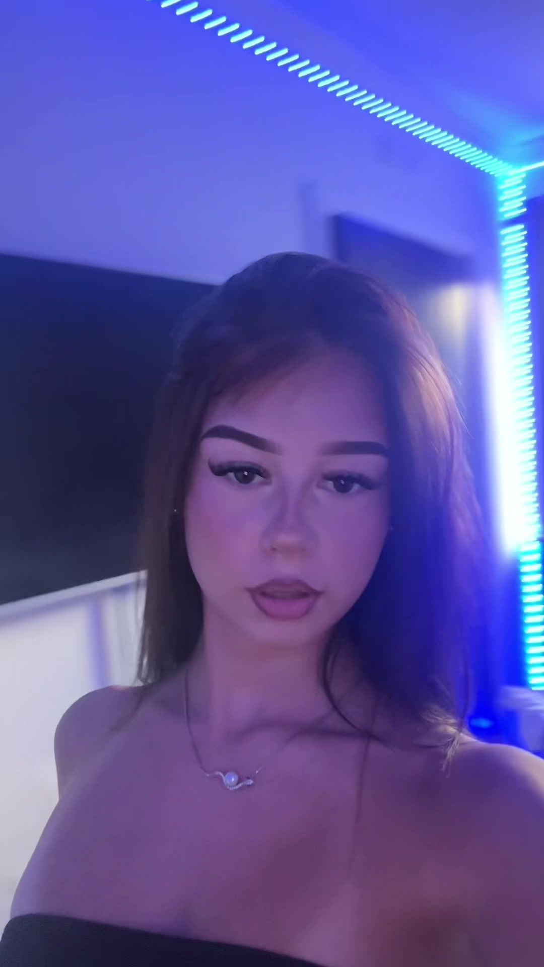 @𑣲𝐞𝐦𝐚.