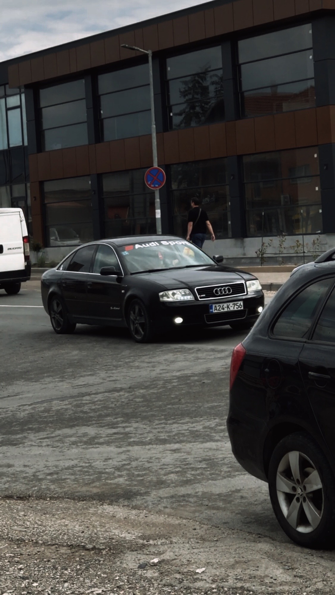 @AUDI SMRTI😈