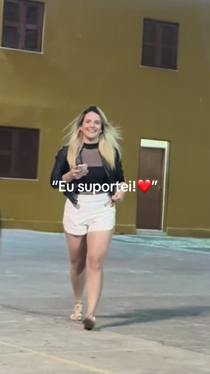 @L&iacute;via Sales