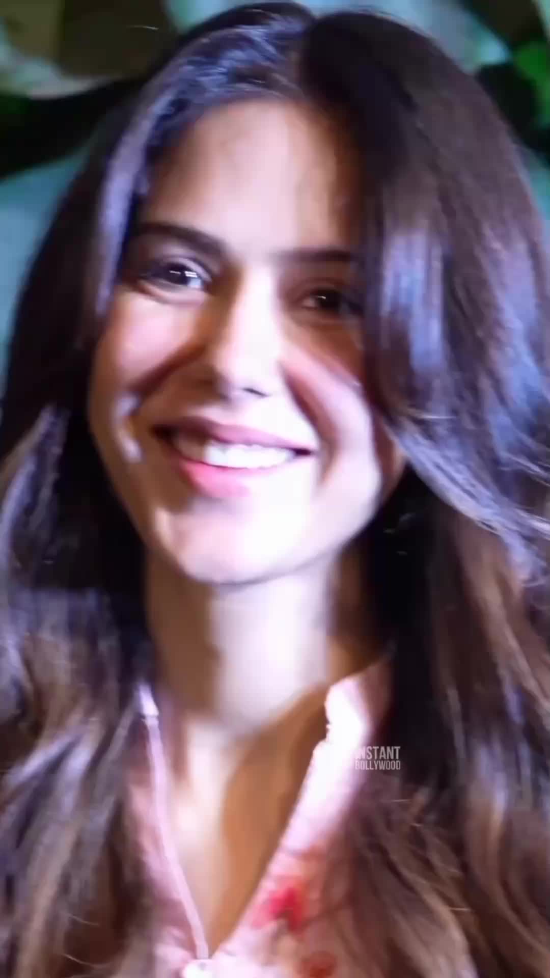 @sonam bajwa fans page