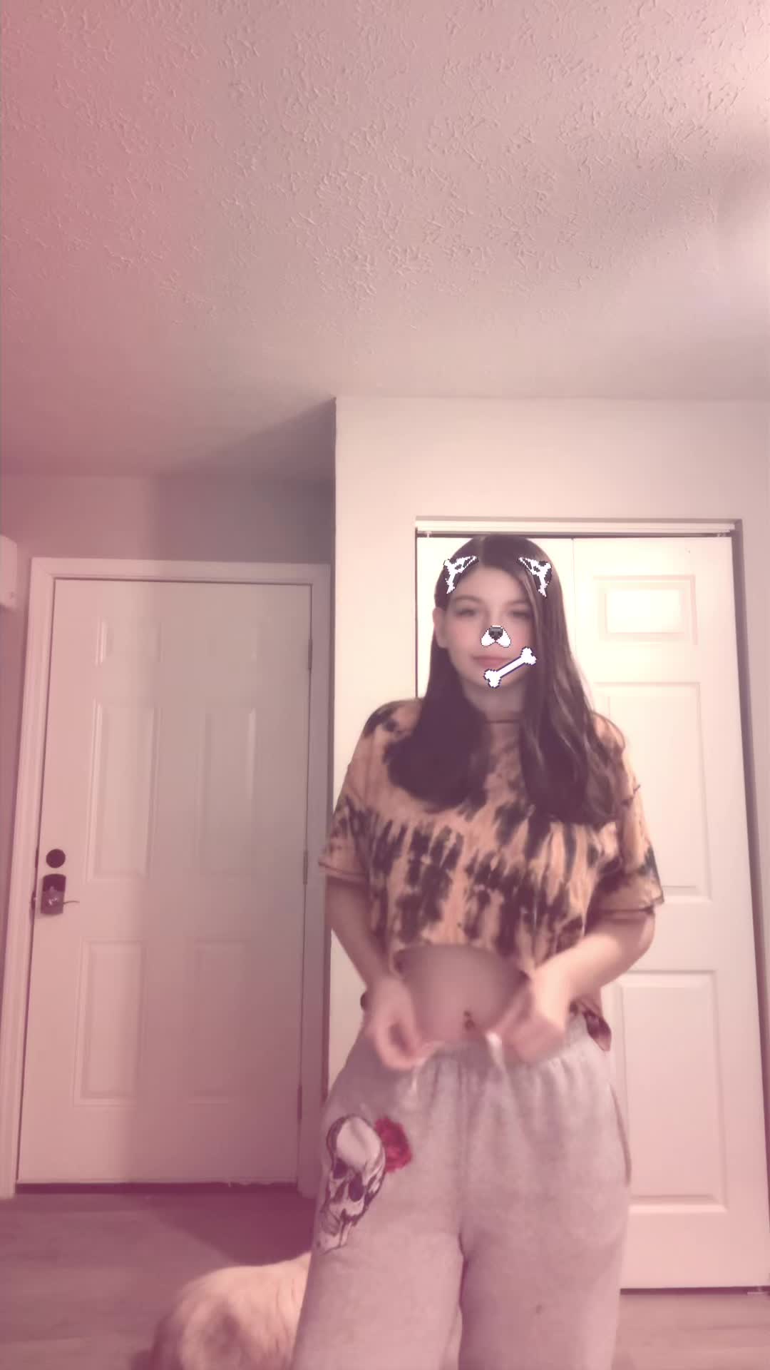 @Zezi the emo clown 🖤🤡😝