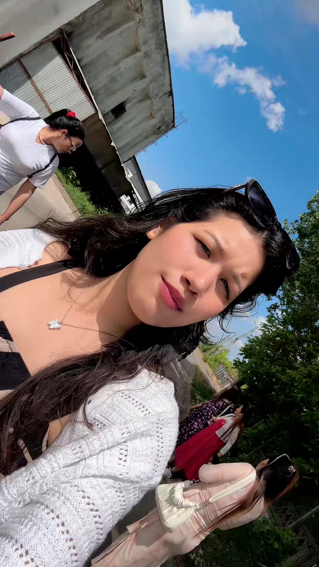 @Karinathapa👀❤️🤞