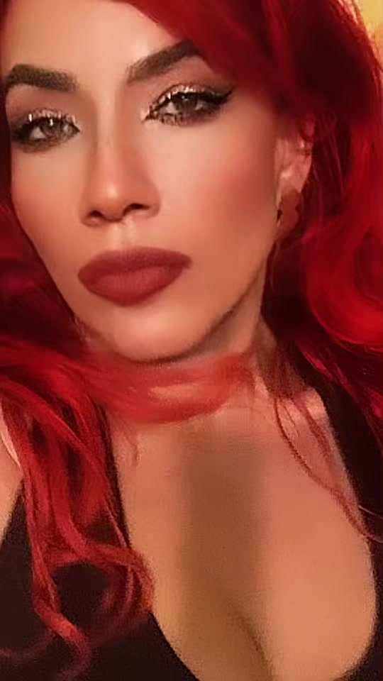 @Makeup from red