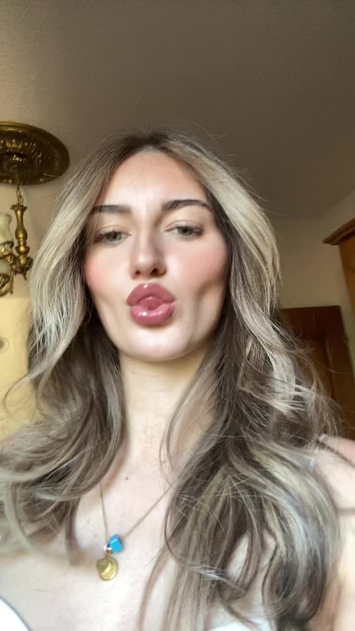 @elsamorina03