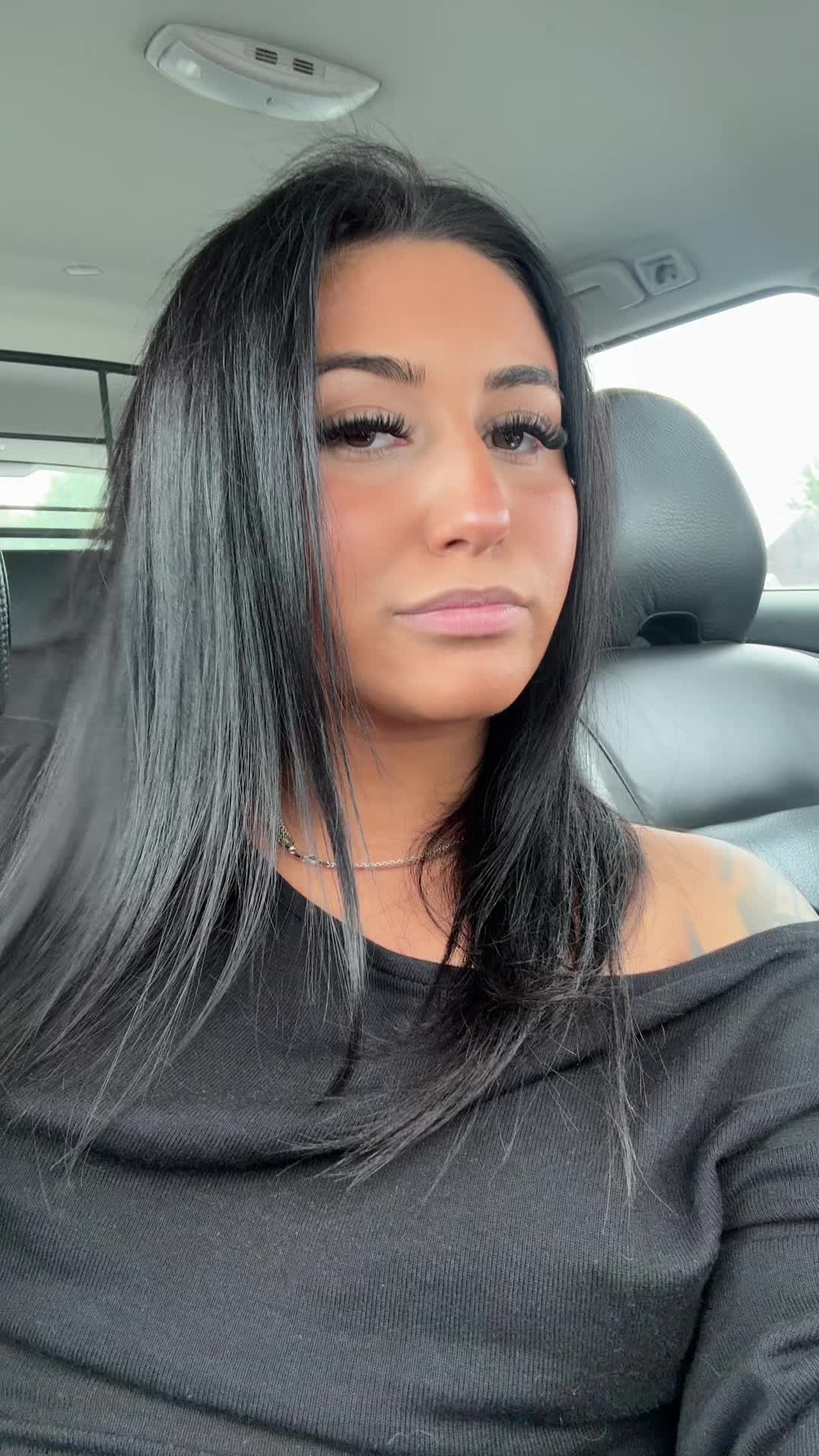 @𝒥𝓊𝓃𝒾𝑒 𝒸𝒽𝒶𝓋𝑒𝓏💋
