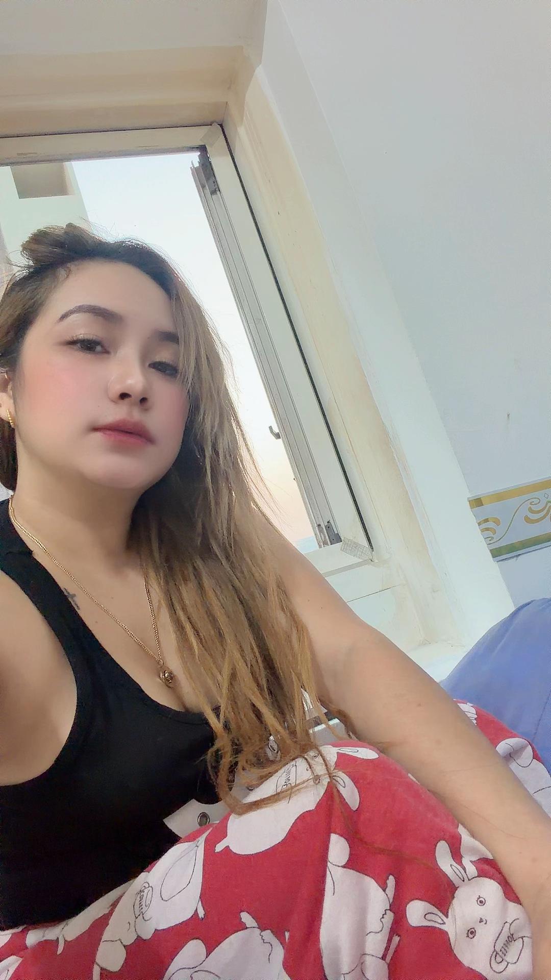 @Nicole