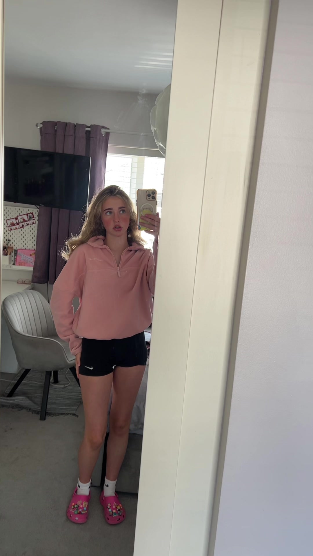 @𝐋𝐮𝐜𝐲𝐥𝐚𝐧𝐝𝐞𝐫𝐬𝐭𝐫𝐚𝐩