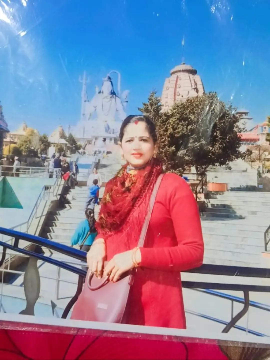 @Ganga Kandel