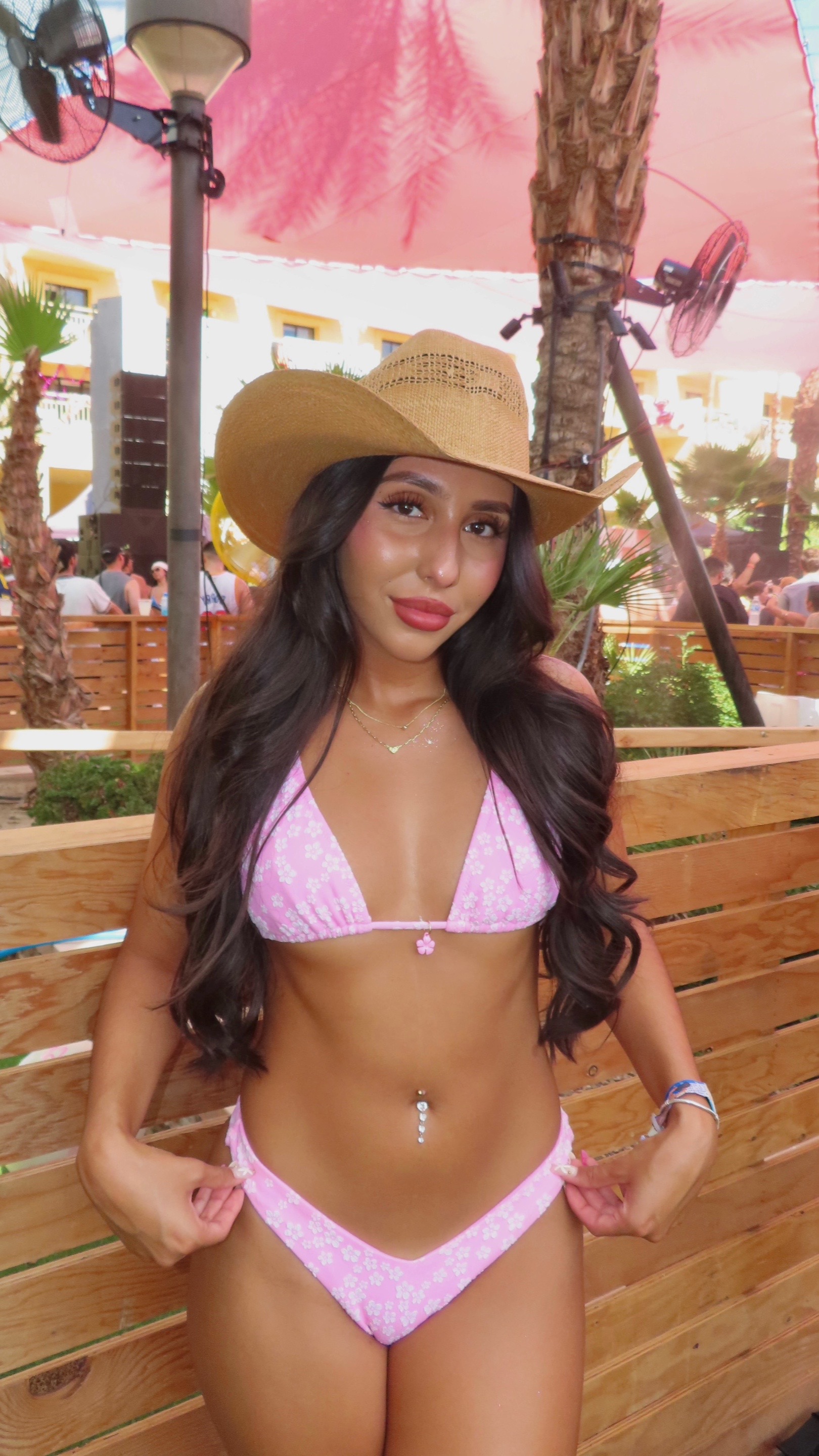 @giannela
