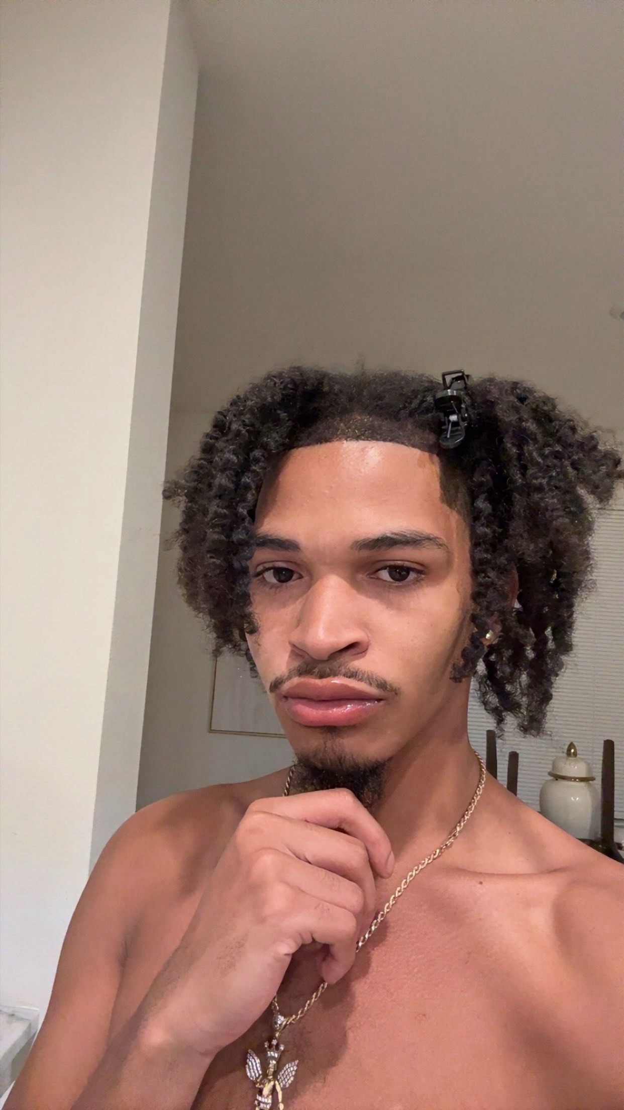 @raw.willie