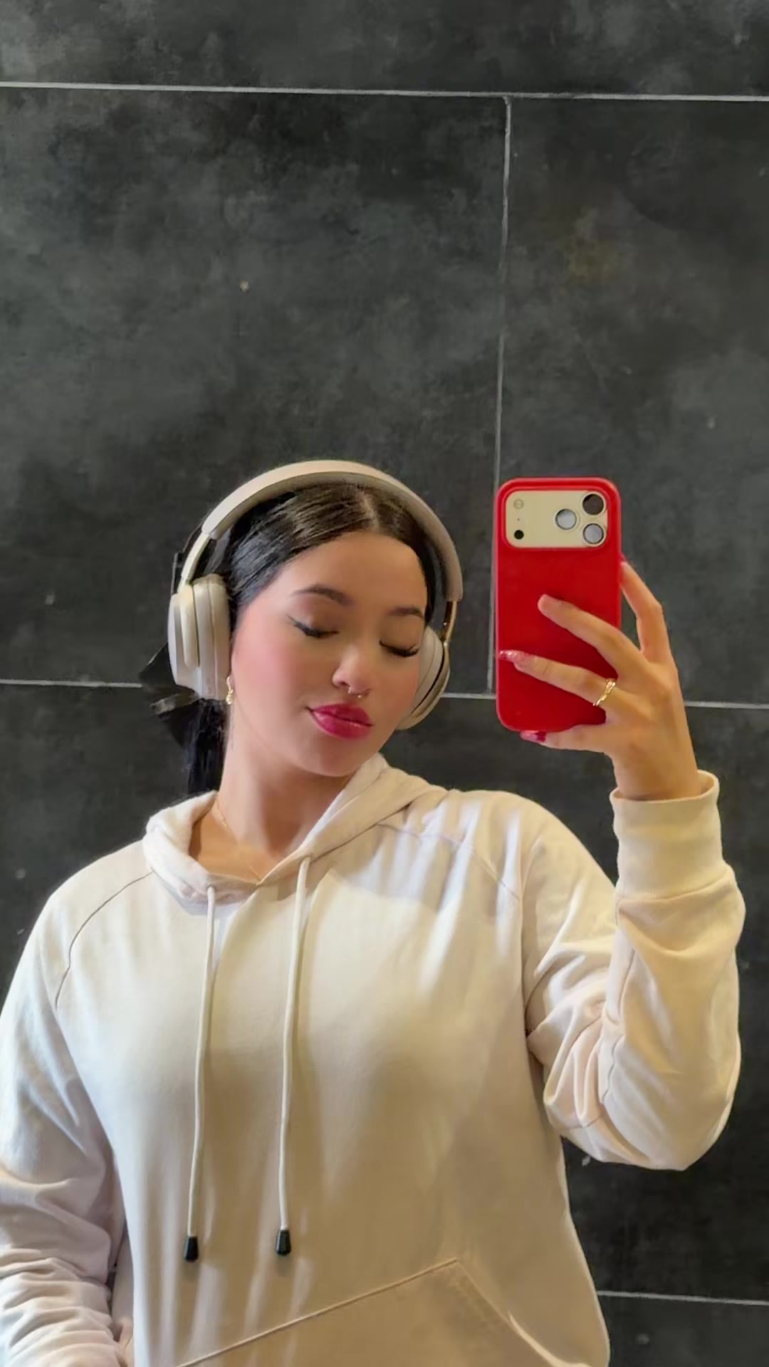 @🌹𝔇𝔞𝔫𝔦 &real;𝔬𝔲𝔰 🌹