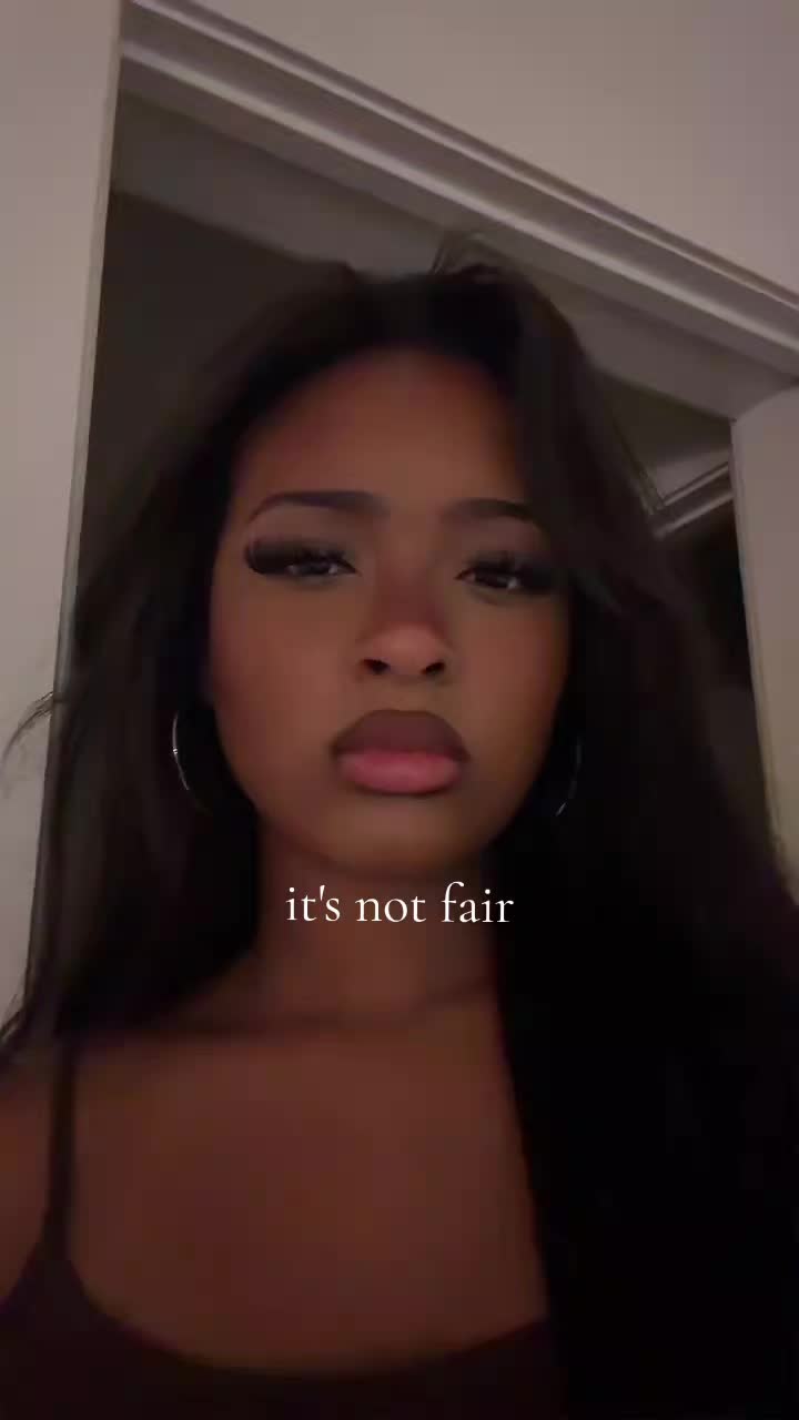 @𝓔𝓶𝓮𝓵𝔂