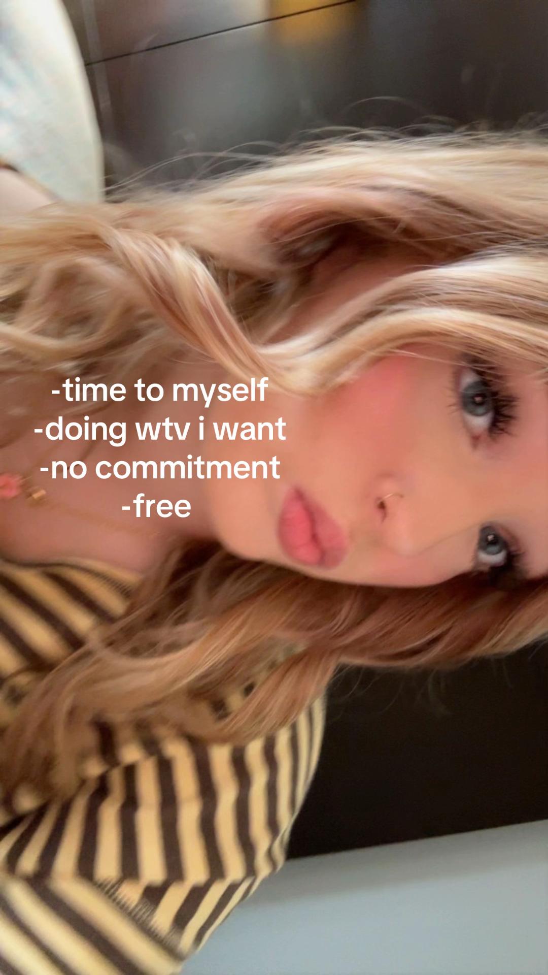 @𝓜𝓪𝓬𝓲𝓮 🎀
