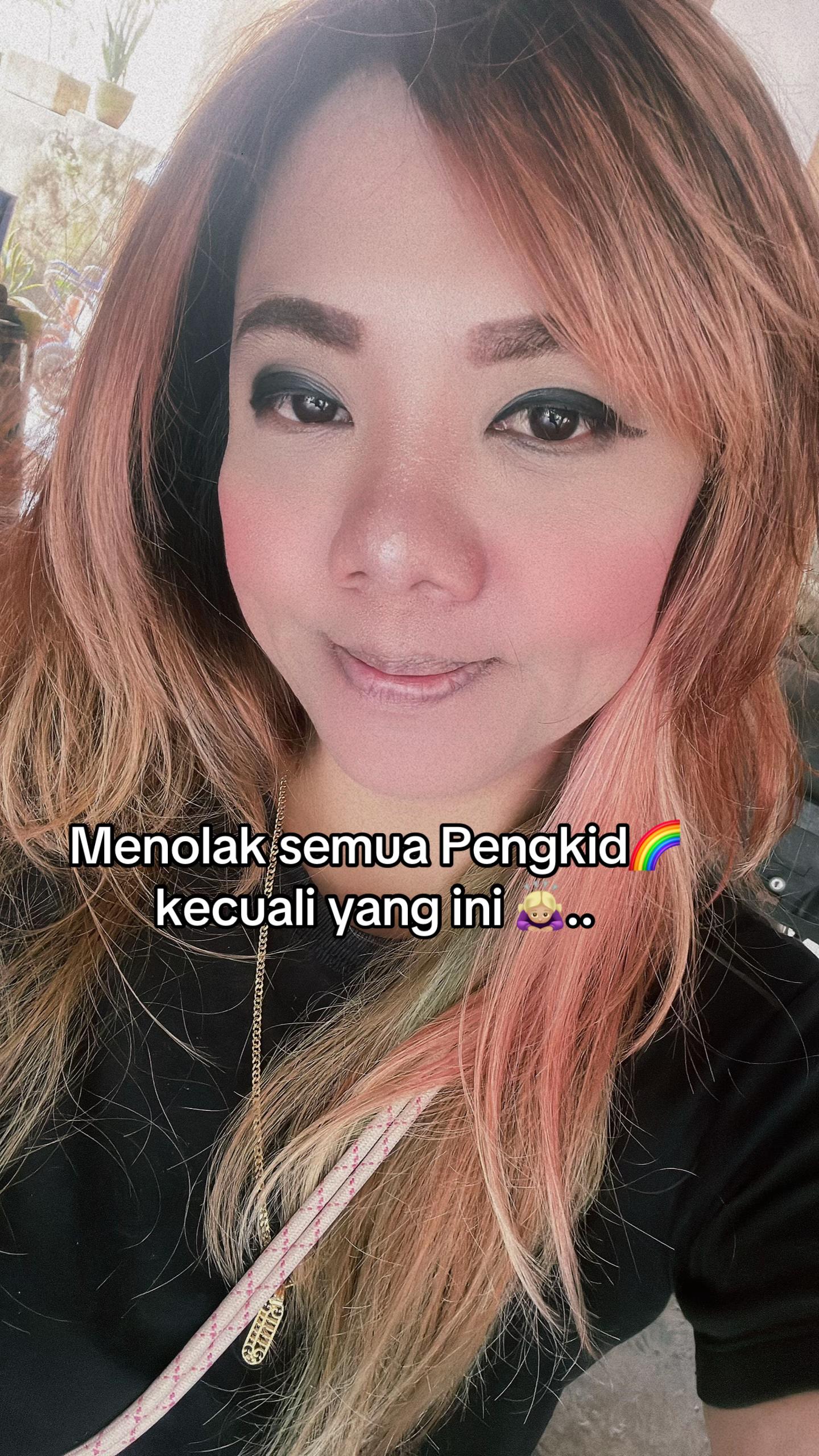 @MrsNadhyaaLukerzz🖤🌈