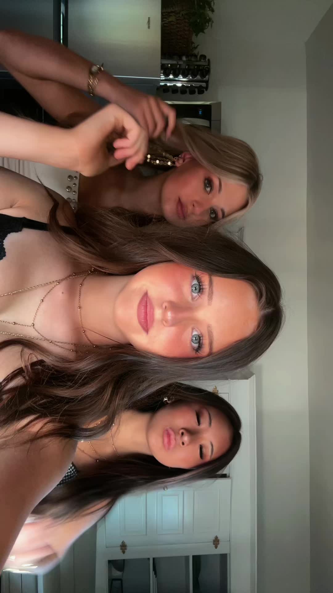 @Maxi