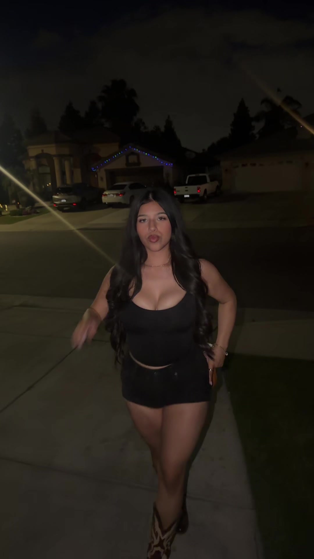 @𝒢𝓇𝒶𝒸𝒾ℯ𝓁𝓁𝒶
