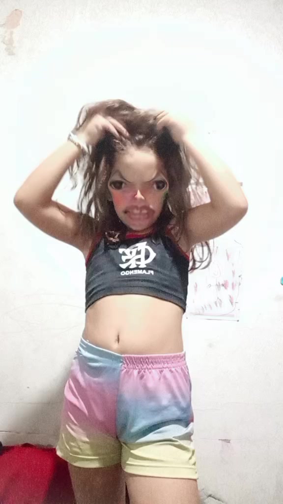 @L&iacute;via Elleres