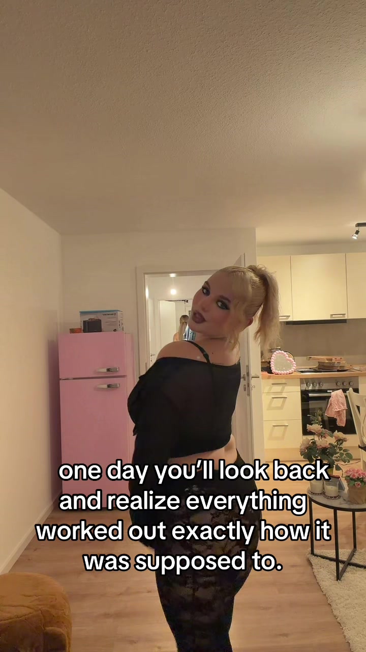 @ˢᵃʳᵃʰ<³