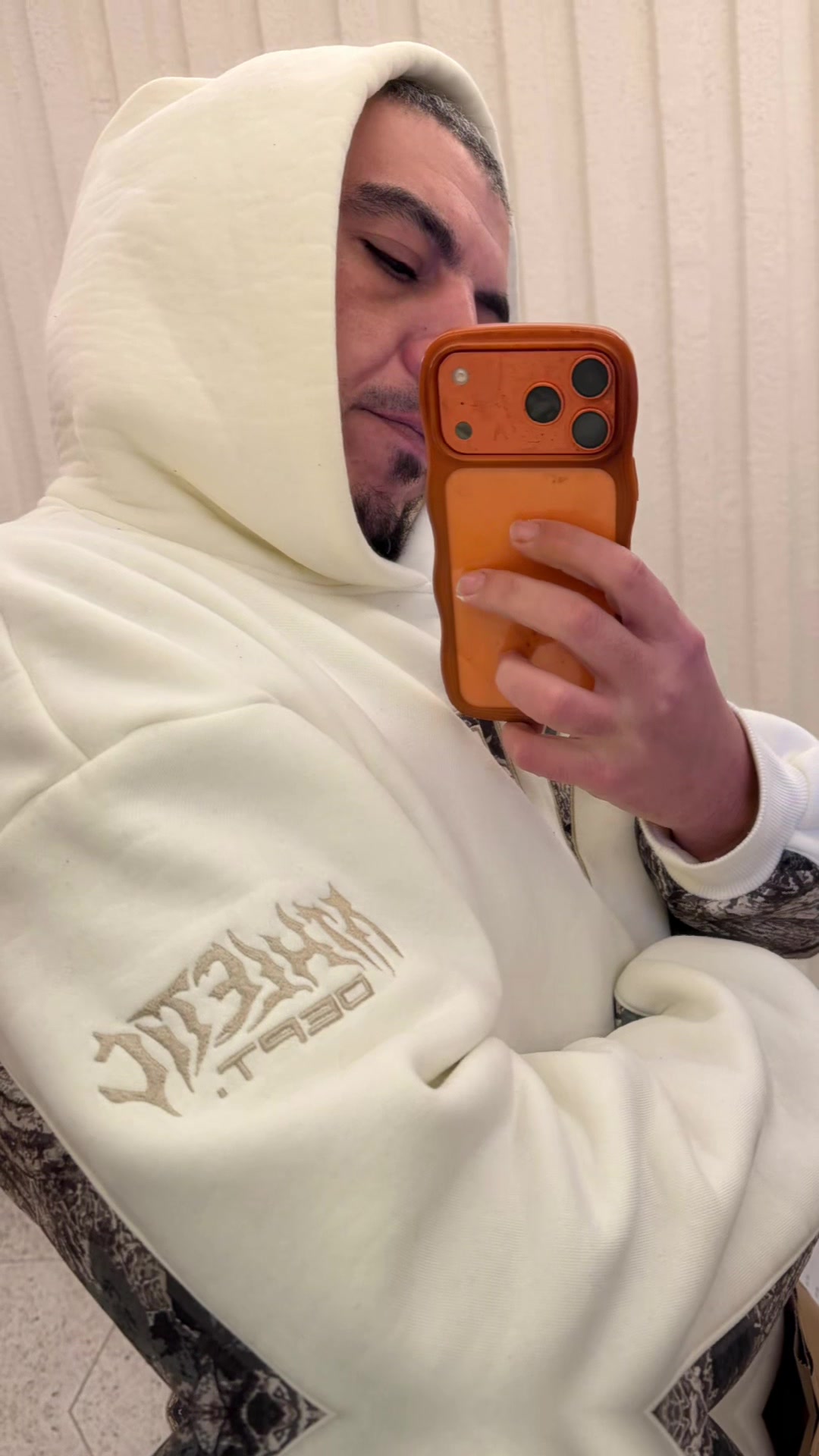 @𝐊𝐈𝐍𝐆 𝐎𝐌𝐙👑