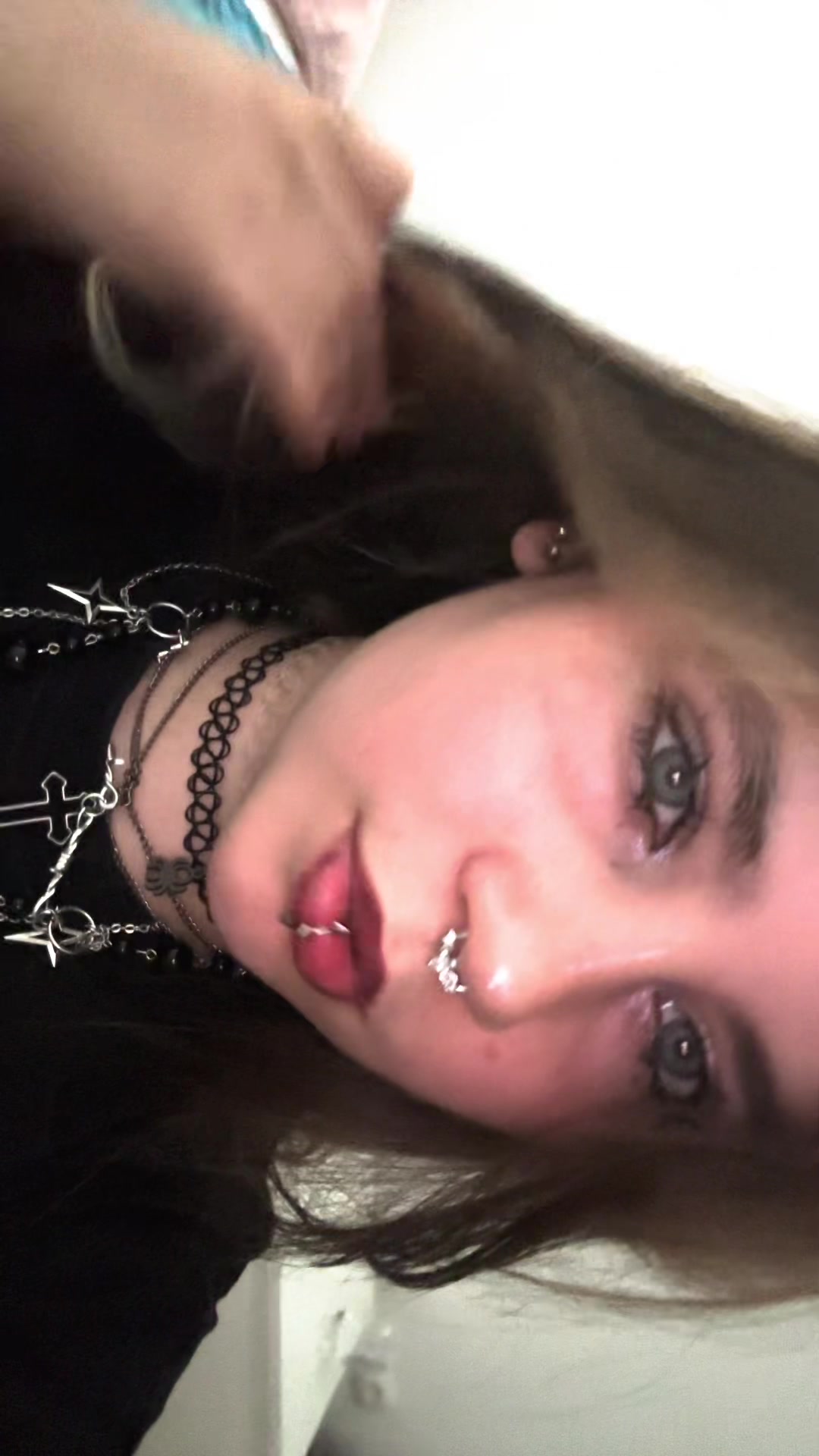 @ᶻ 𝘇 𐰁