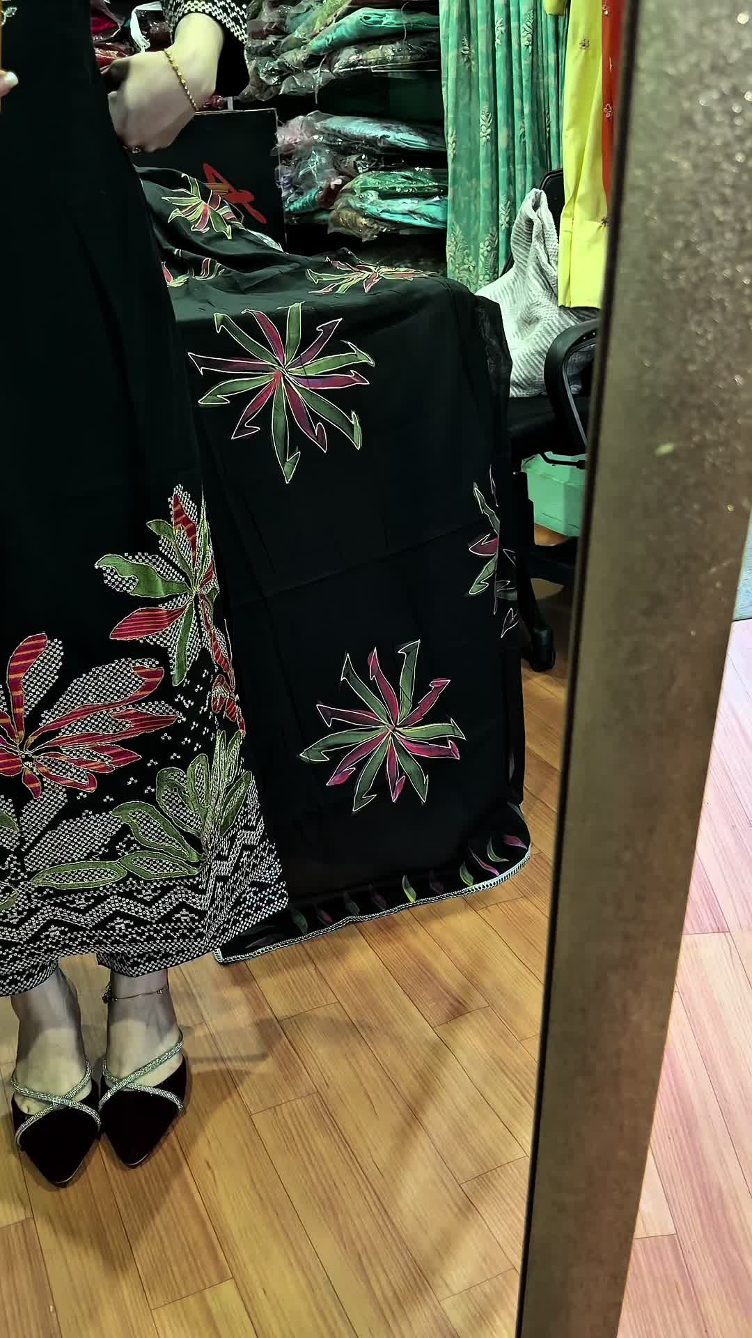 @AashmaCollection123