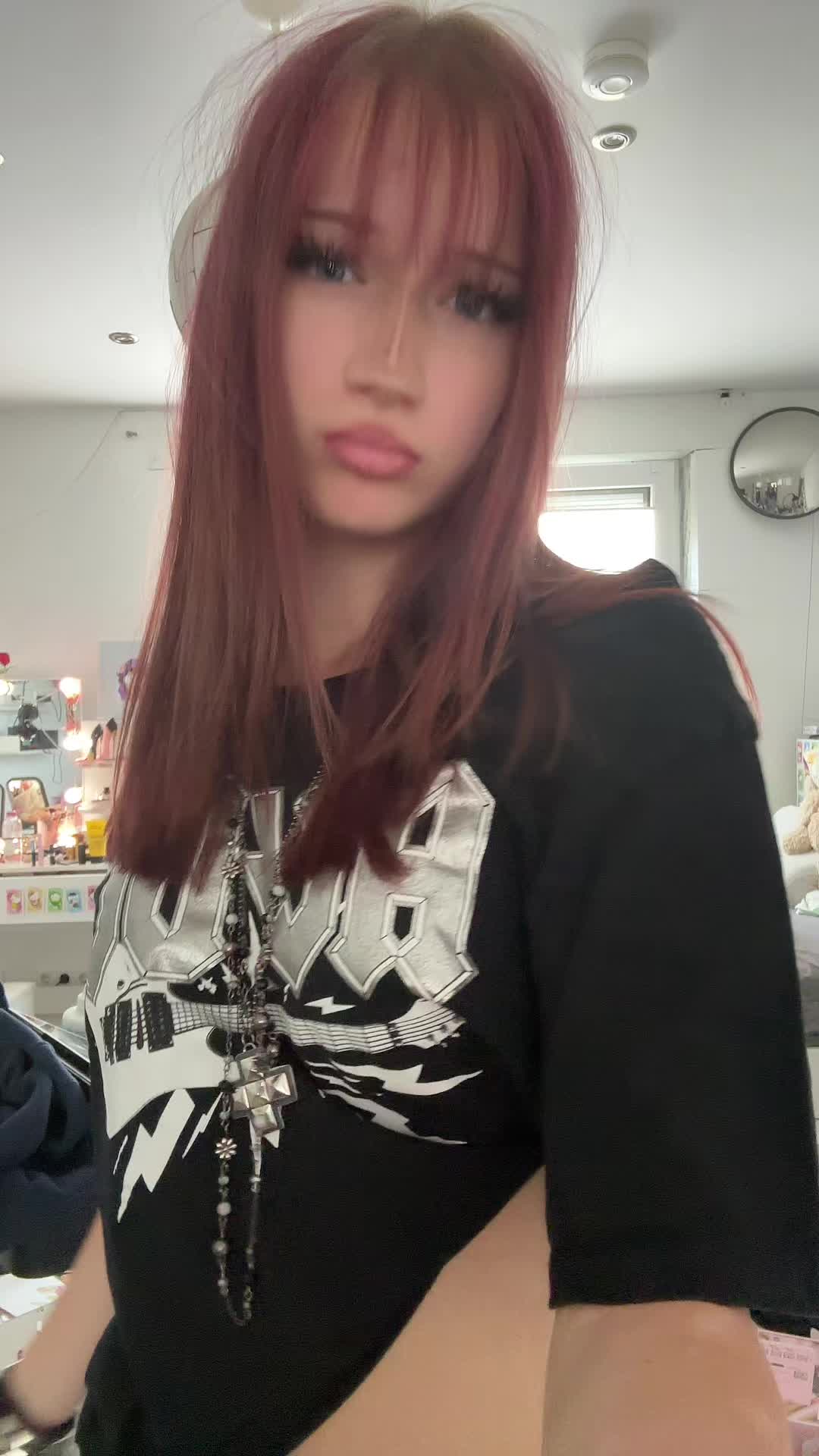 @Angelswag👾