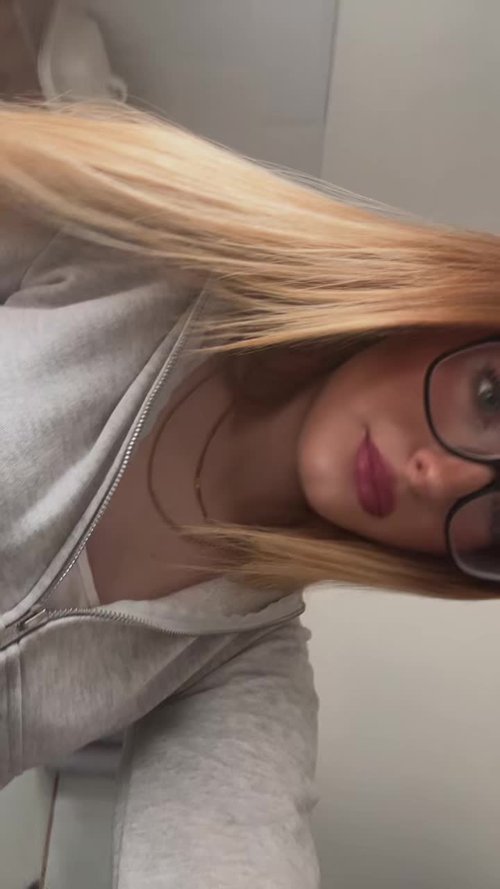 @𝘚𝘊𝘈𝘙𝘓𝘌𝘛𝘛💕🫶🏻