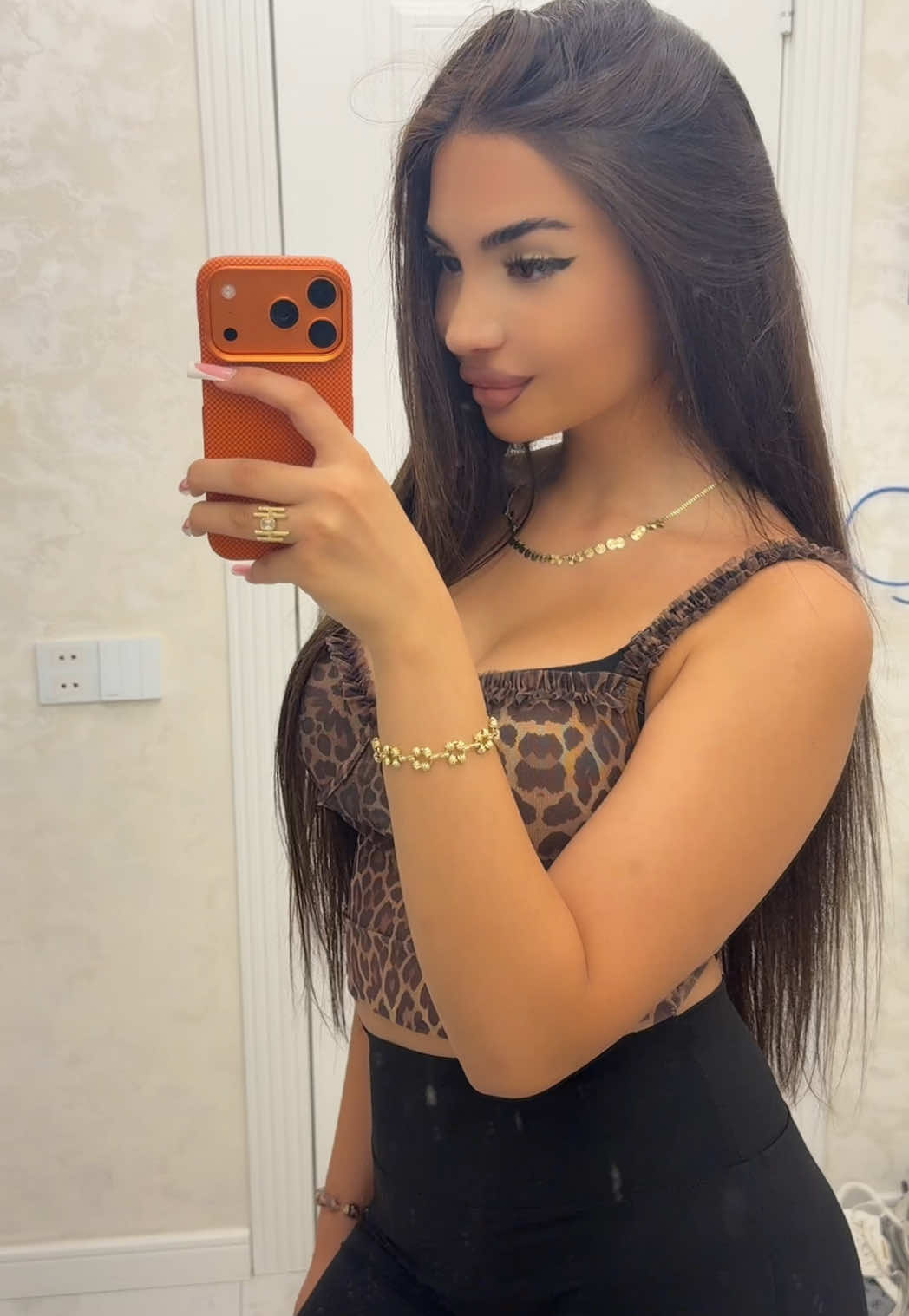 @Gulyyora