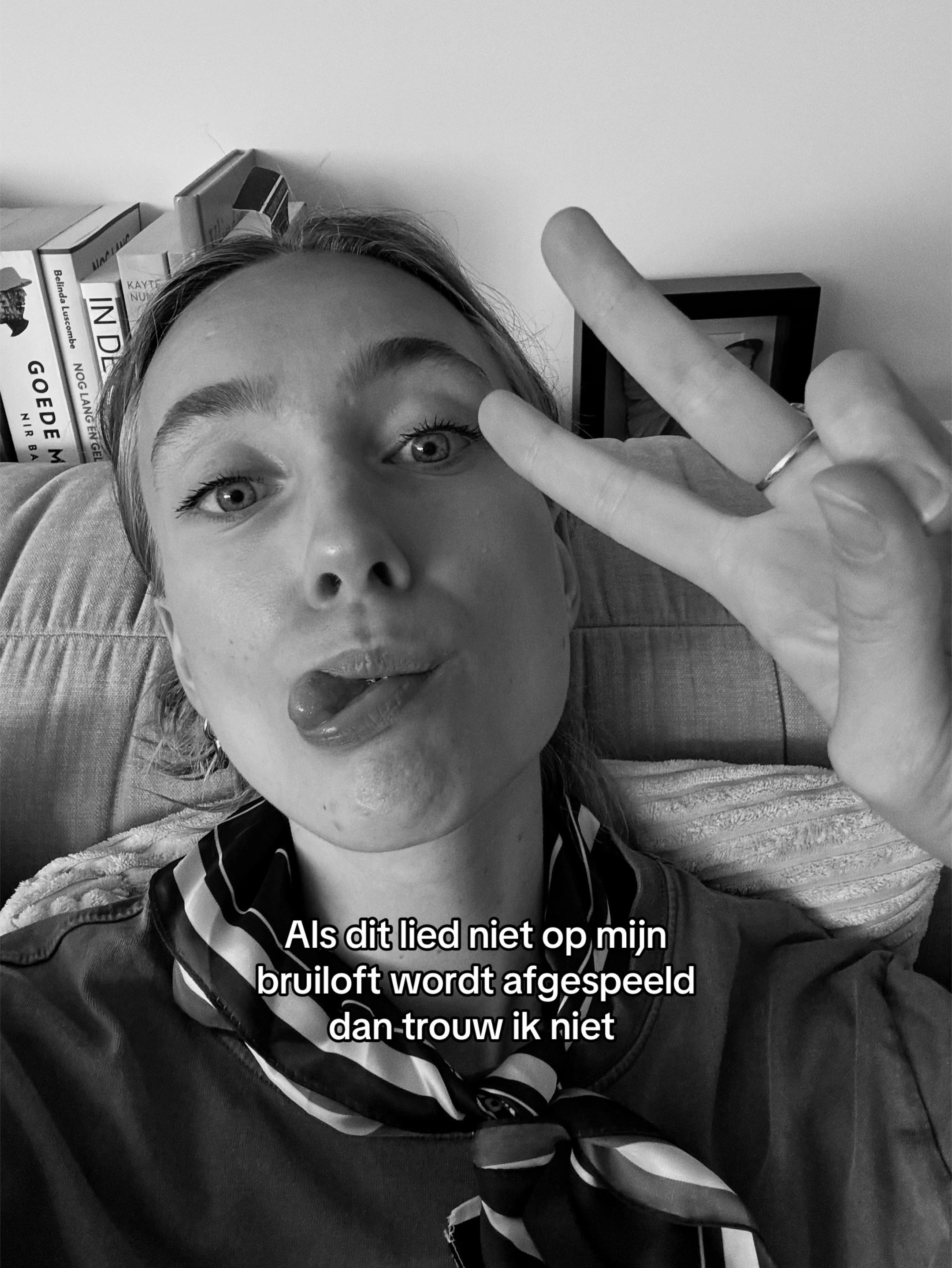 @Lotlotstudio