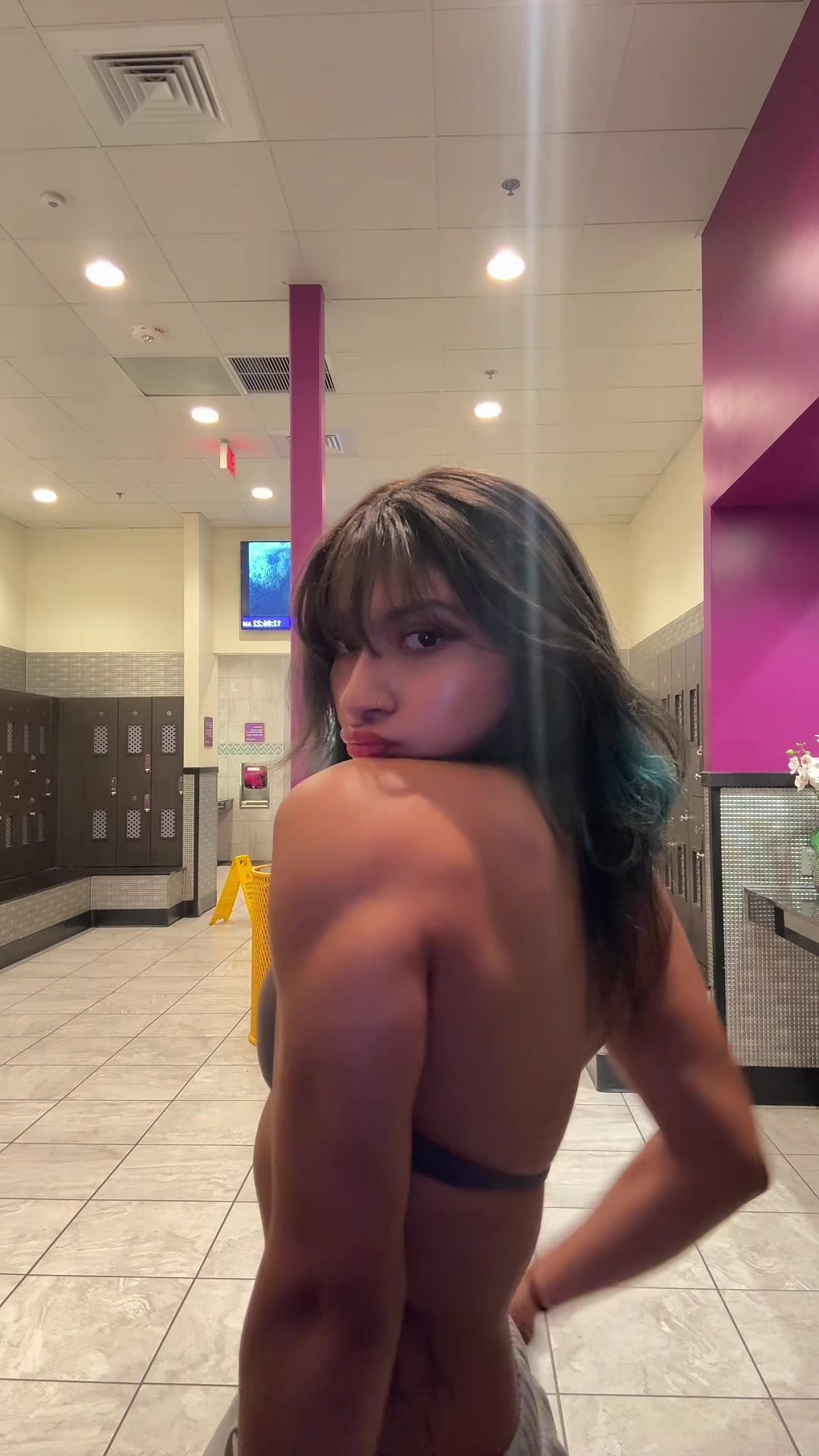 @<222
