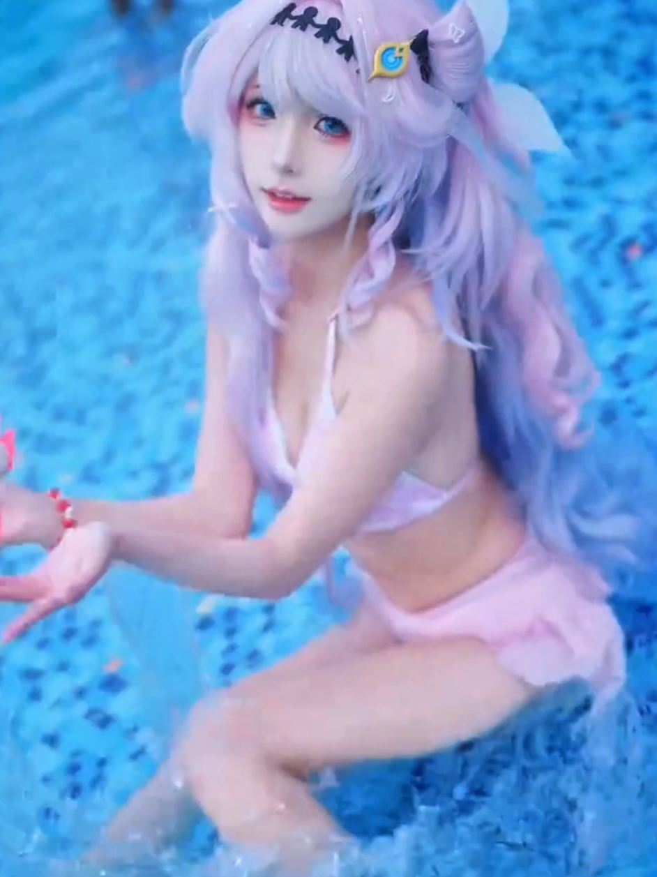 @GirlCosplaying 💖