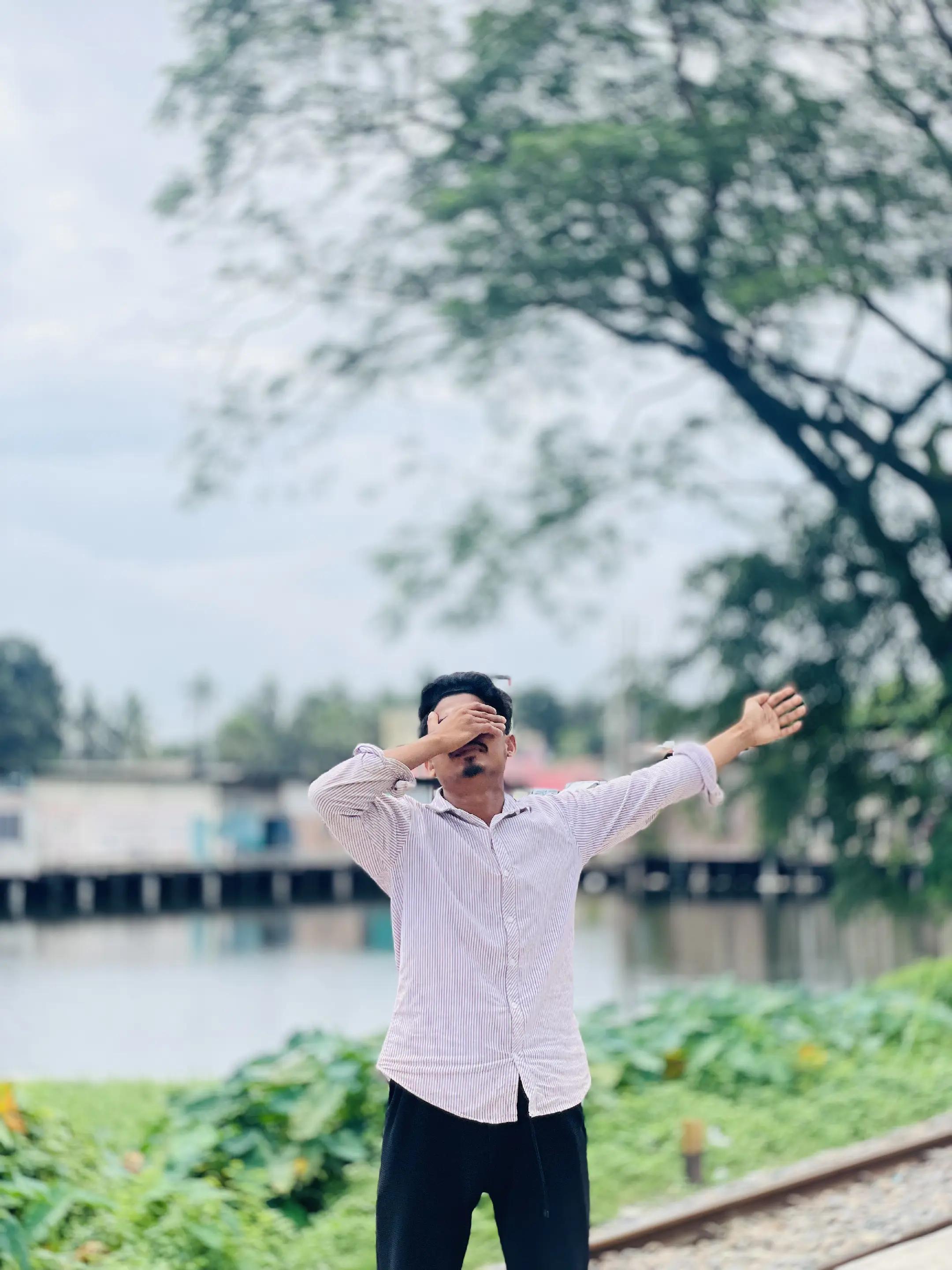 @DK RlDUY