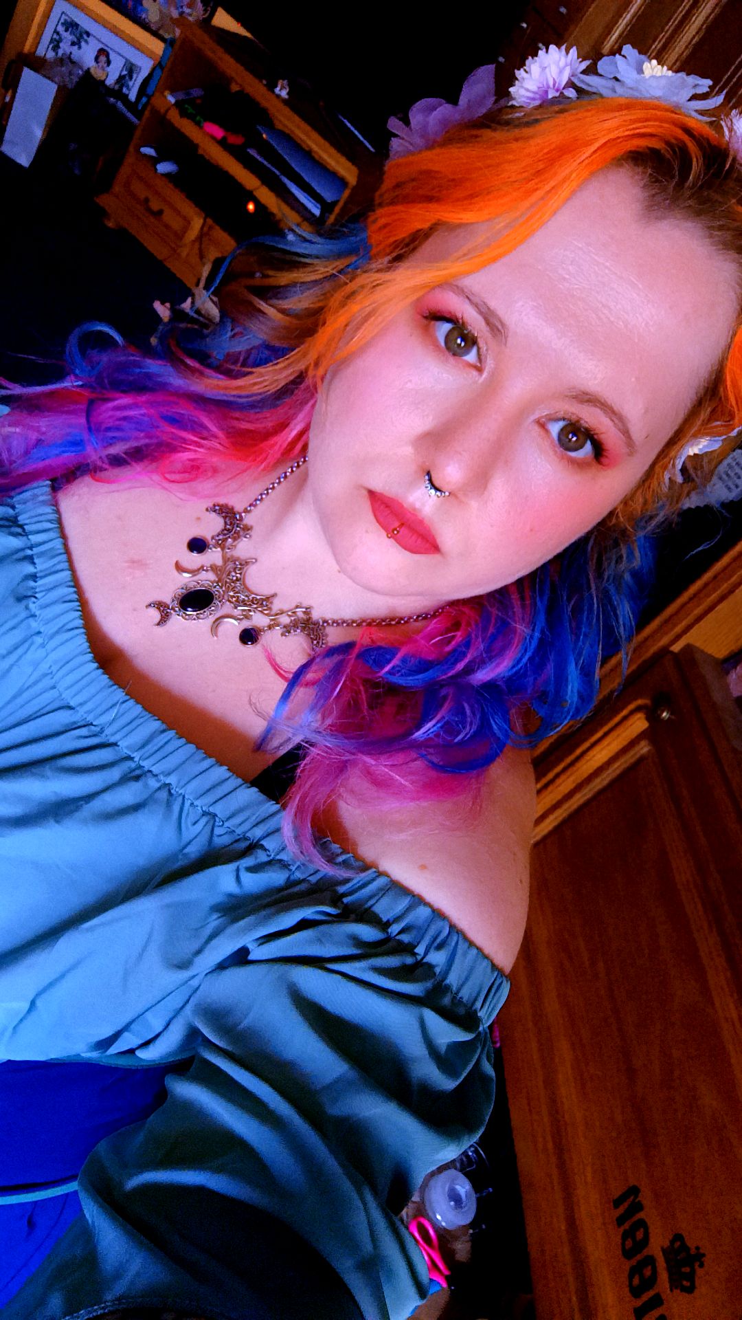 @Rainbowshit13🌺