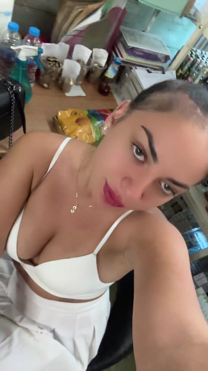 @Mikkaela Kamburova