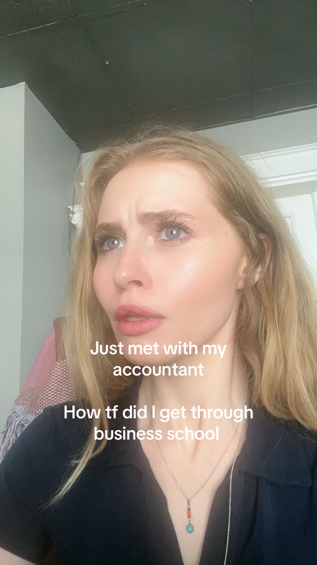 @Annabella