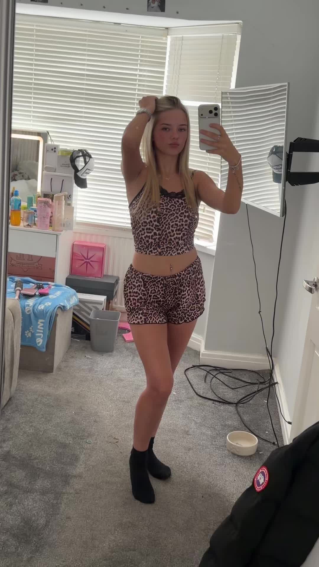 @𝘓𝘈⚡️🍒