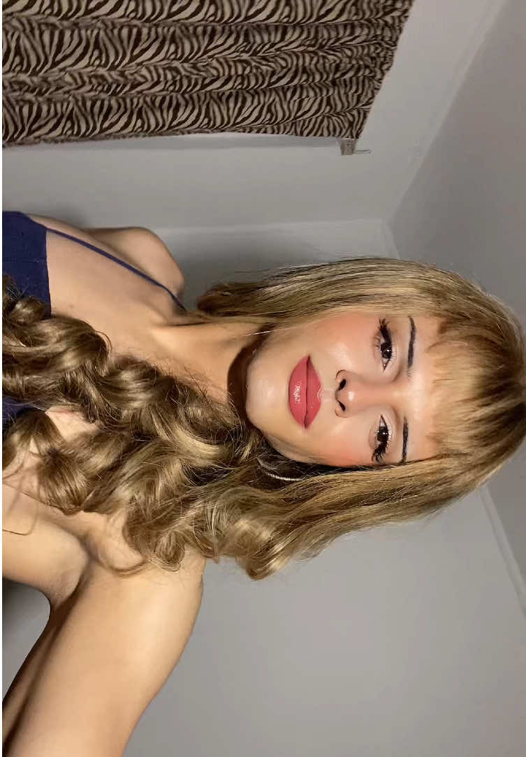 @J👑