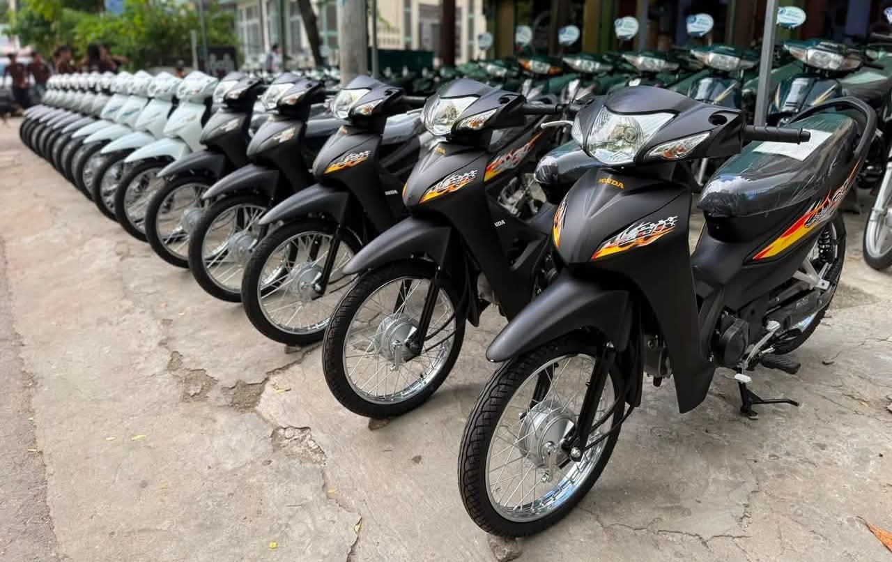 @Honda Myanmar Showroom