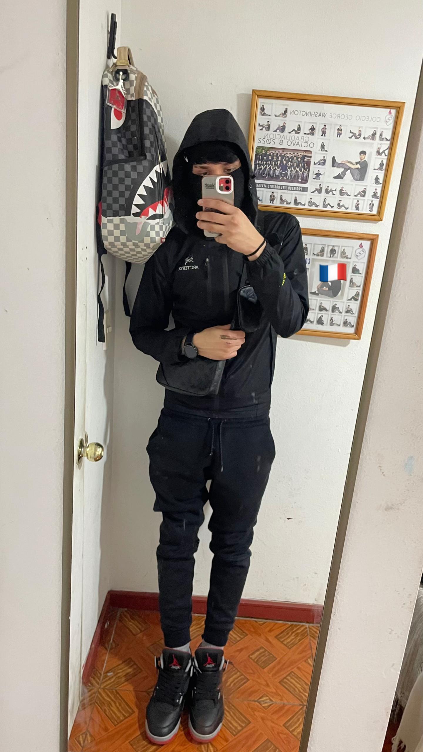 @🕷️