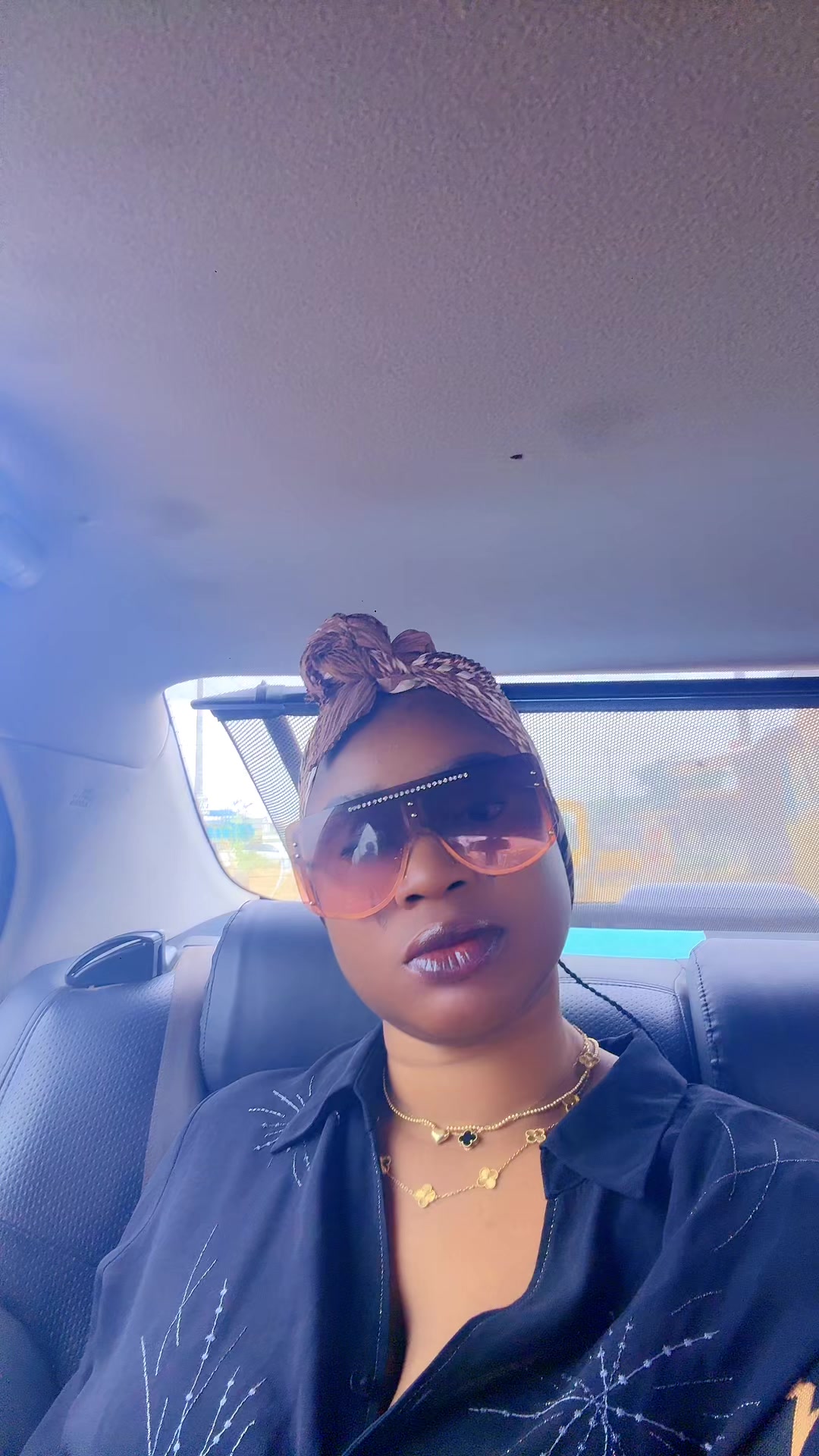 @Mizz_bimbo