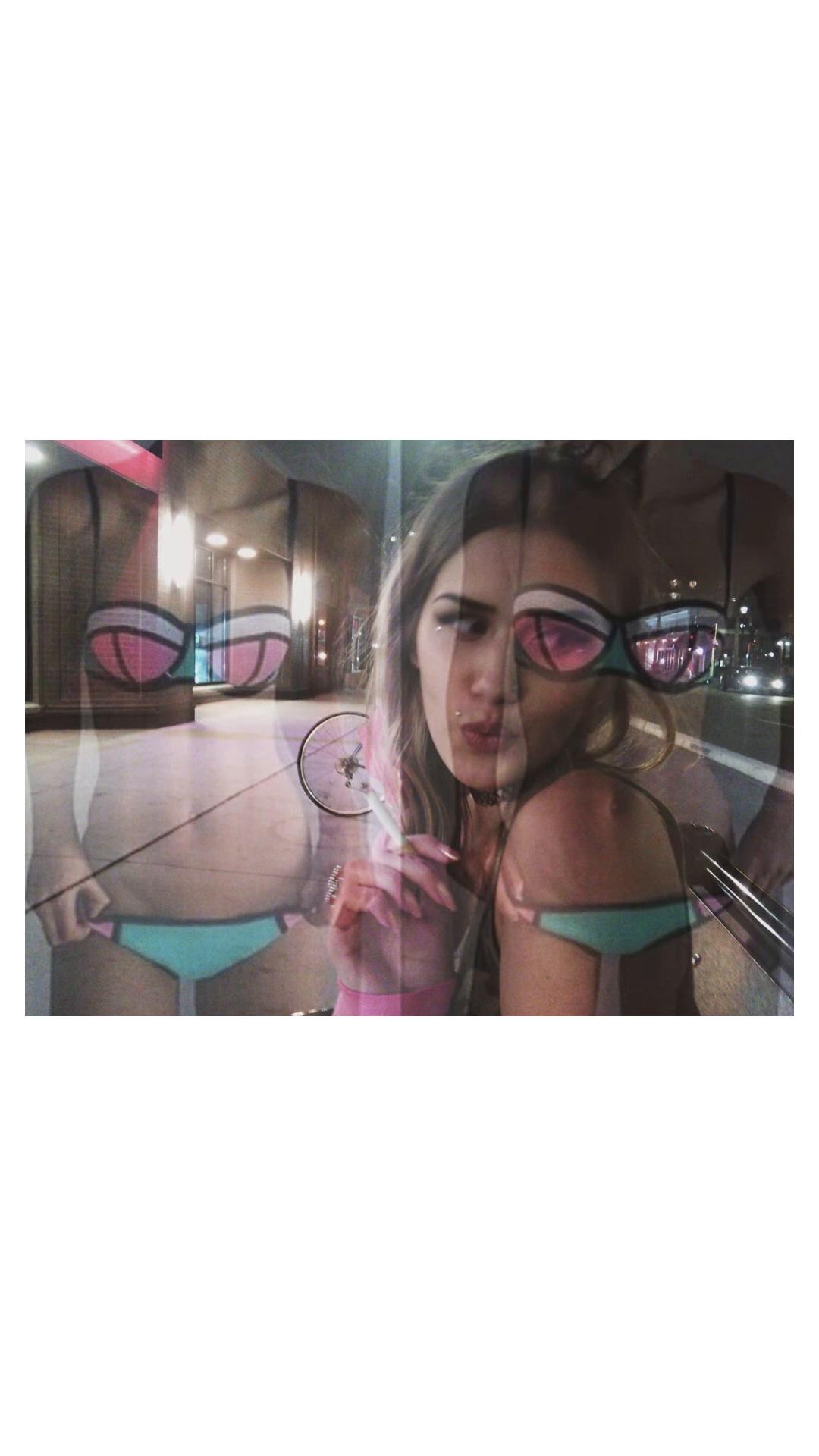 @:p