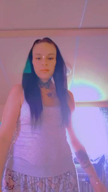 @🔥𝒩𝒾𝓀𝒾𝓉𝒶ℬ𝓊𝓉𝓉ℴ𝓃𝓈🔥