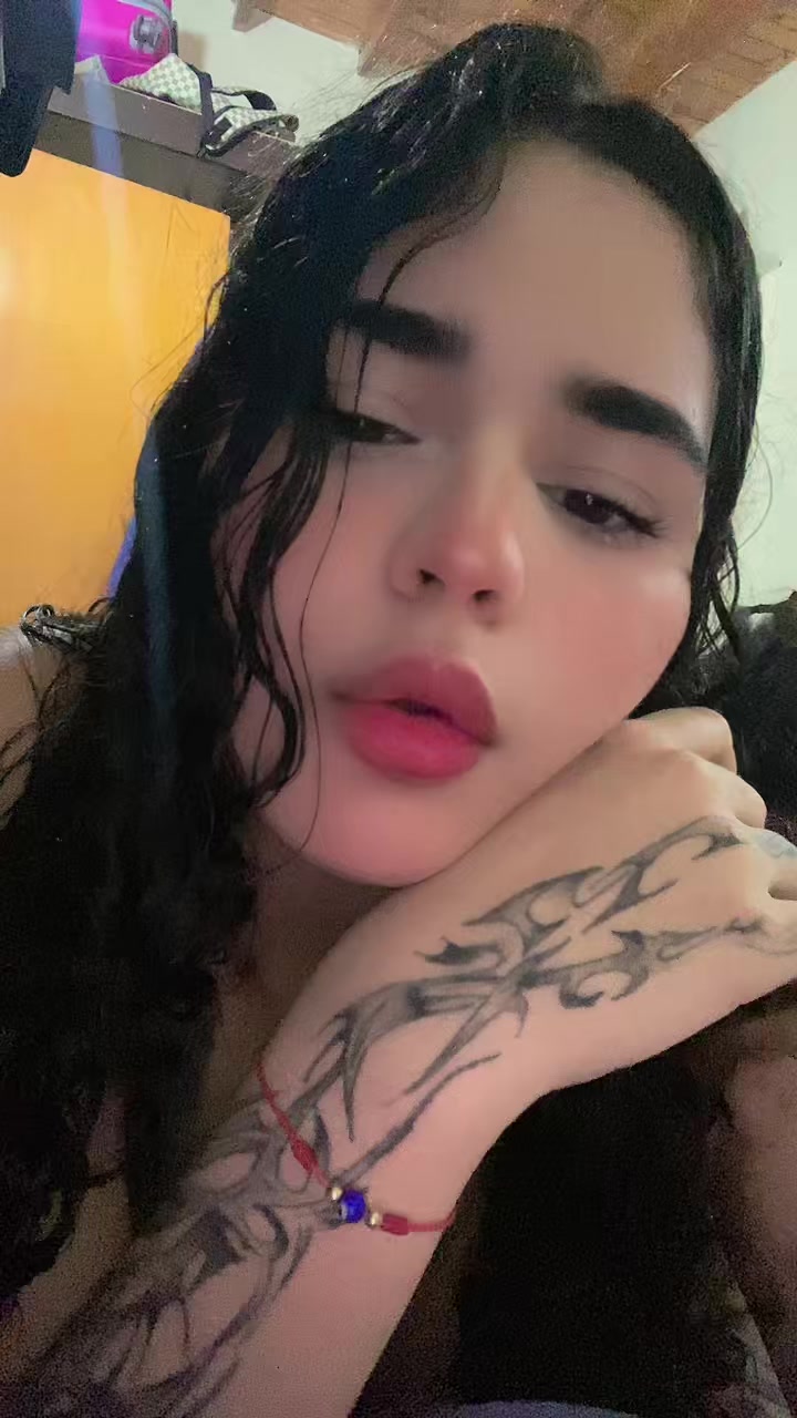 @Ari444