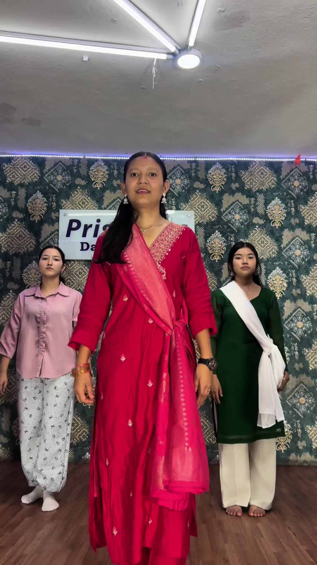@prisansaa dance studio