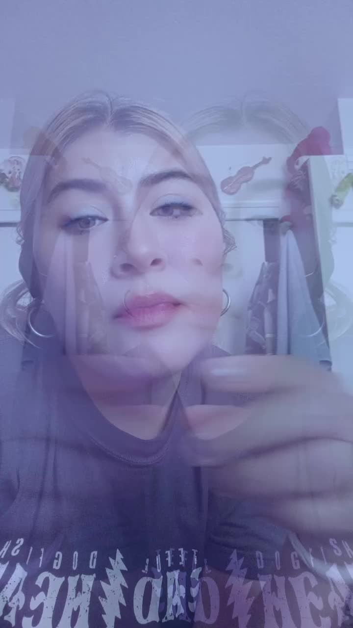 @Selena Flores