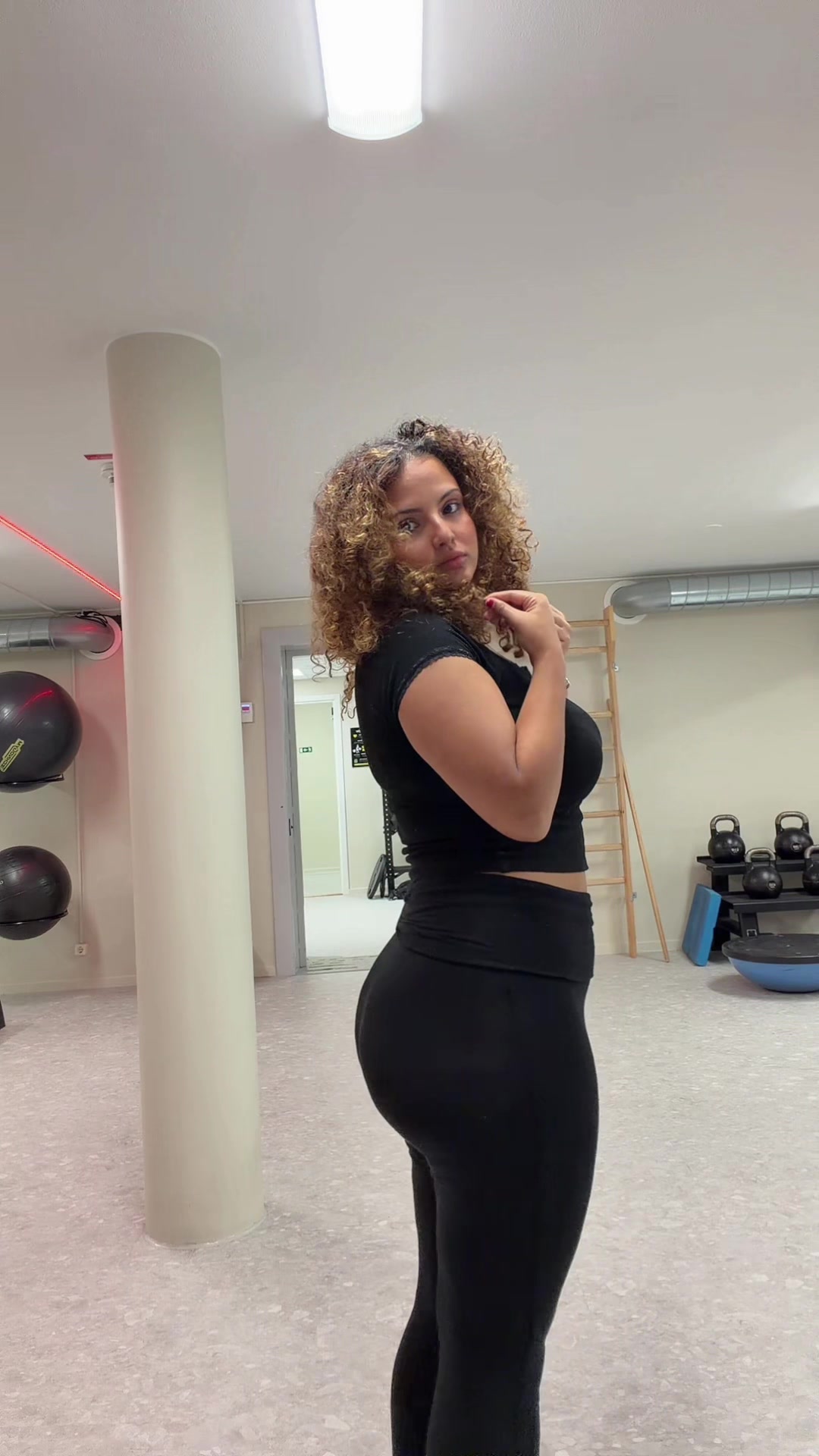 @aya🪭